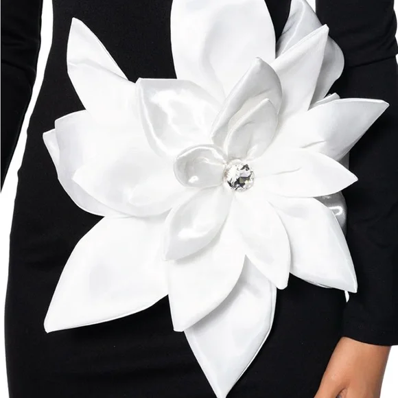 AKIRA Black Dress with White Floral Detail #86 - Picture 6 of 9